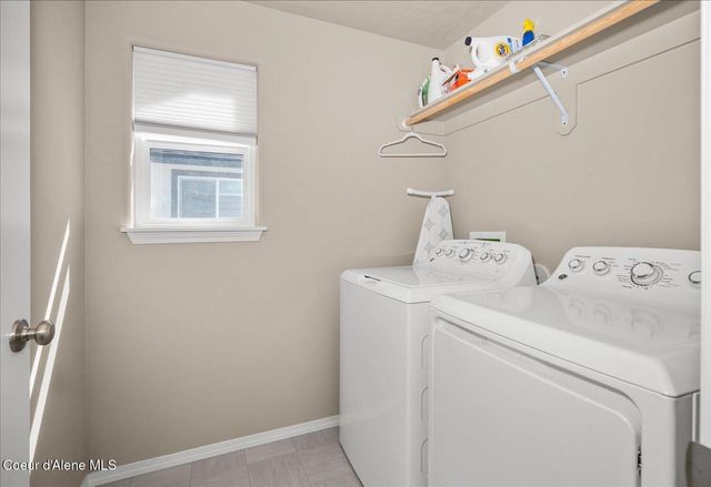 116 W Dustarr LN, Ponderay, ID 83852
