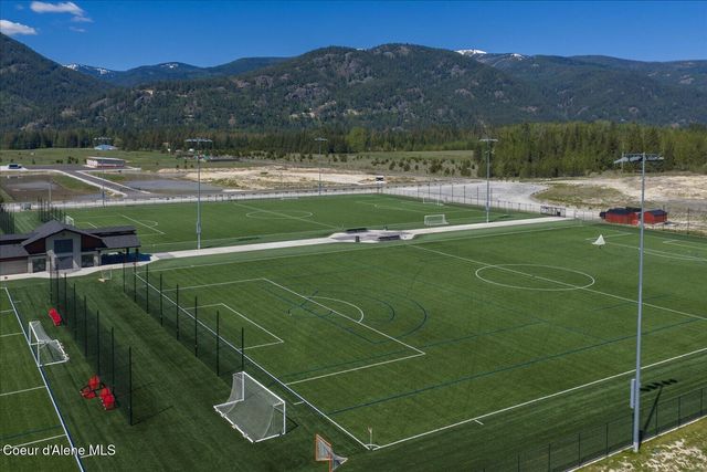 116 W Dustarr LN, Ponderay, ID 83852