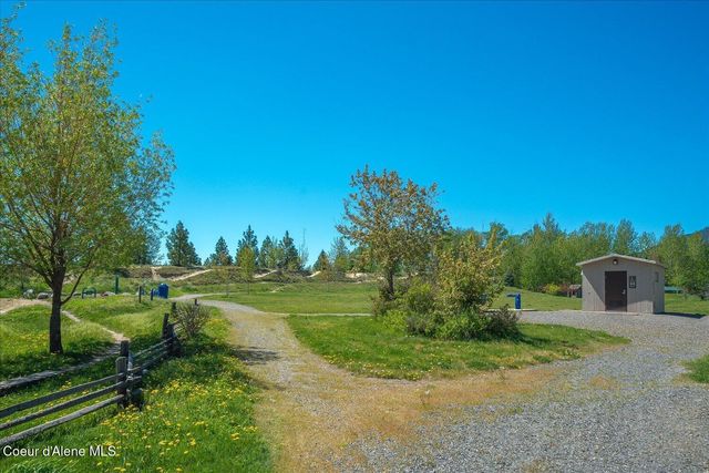 116 W Dustarr LN, Ponderay, ID 83852