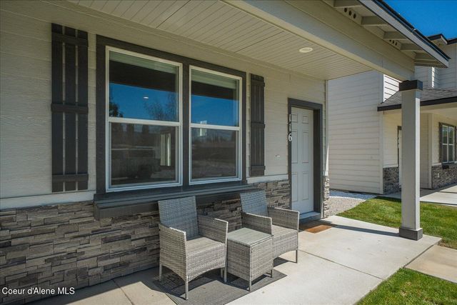 116 W Dustarr LN, Ponderay, ID 83852