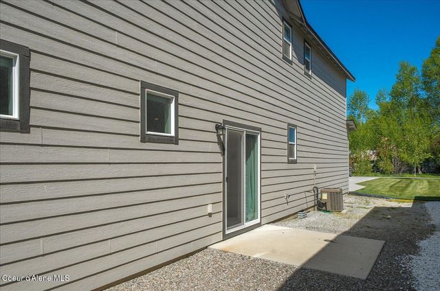116 W Dustarr LN, Ponderay, ID 83852