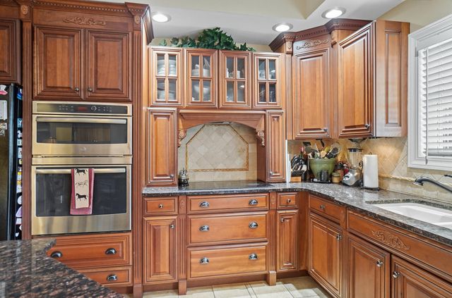 17092 Hauss Road 17092 Hauss Road, Wapakoneta, OH 45895