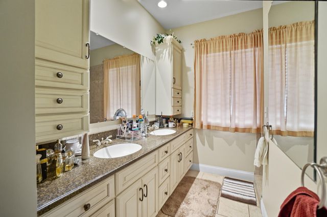 17092 Hauss Road 17092 Hauss Road, Wapakoneta, OH 45895