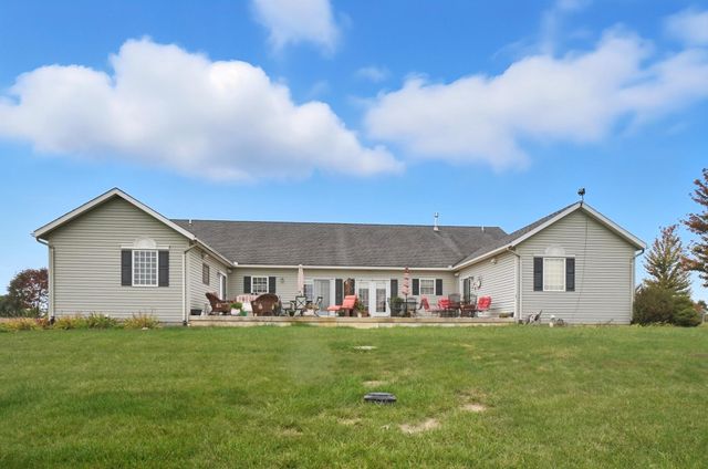 17092 Hauss Road 17092 Hauss Road, Wapakoneta, OH 45895
