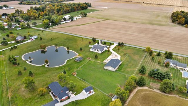 17092 Hauss Road 17092 Hauss Road, Wapakoneta, OH 45895