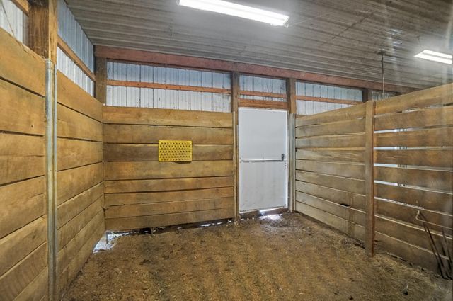 17092 Hauss Road 17092 Hauss Road, Wapakoneta, OH 45895