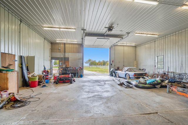 17092 Hauss Road 17092 Hauss Road, Wapakoneta, OH 45895