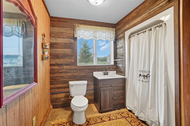 17092 Hauss Road 17092 Hauss Road, Wapakoneta, OH 45895