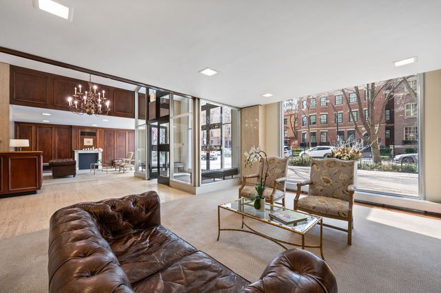 1515 N Astor Street 23BC, Chicago, IL 60610