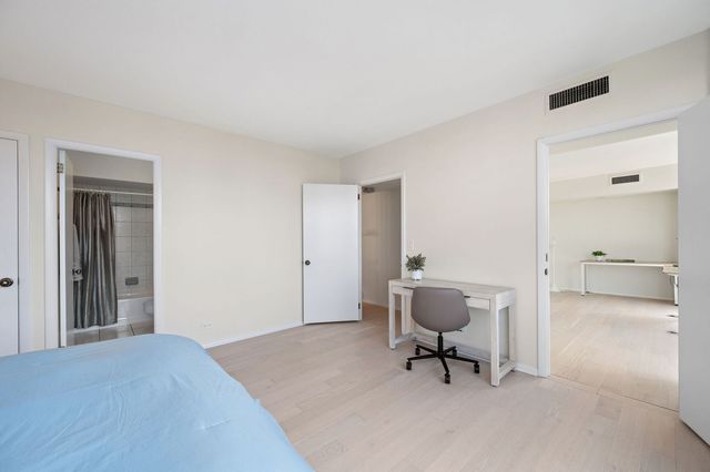 1515 N Astor Street 23BC, Chicago, IL 60610