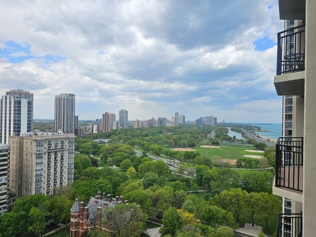 1515 N Astor Street 23BC, Chicago, IL 60610