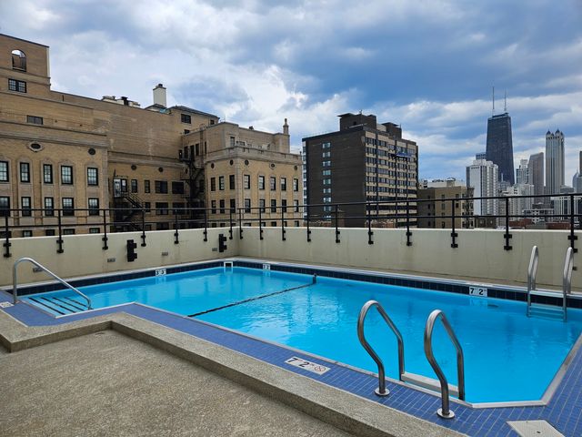 1515 N Astor Street 23BC, Chicago, IL 60610