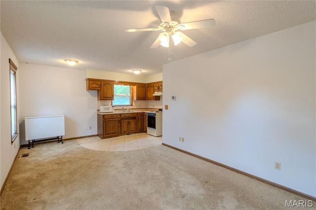 19980 Selby Road, Waynesville, MO 65583