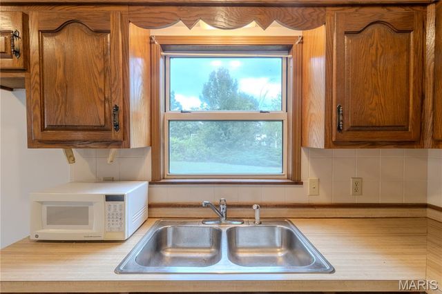 19980 Selby Road, Waynesville, MO 65583