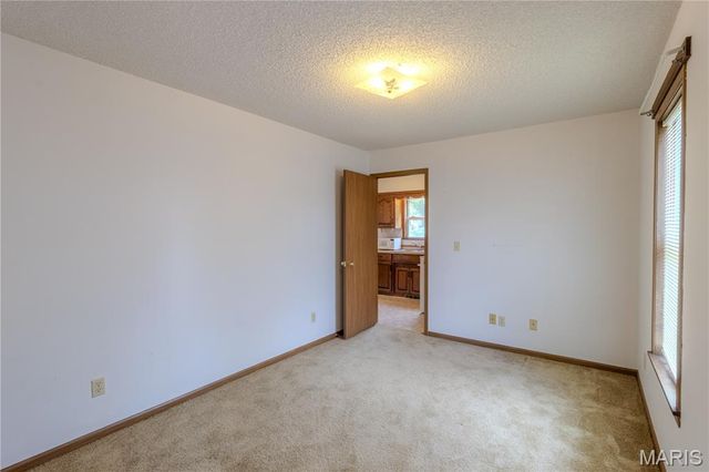 19980 Selby Road, Waynesville, MO 65583