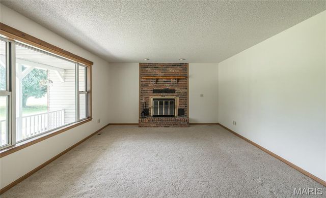 19980 Selby Road, Waynesville, MO 65583