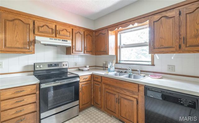 19980 Selby Road, Waynesville, MO 65583