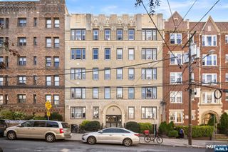 137 Kensington Avenue 101, Jersey City, NJ 07304