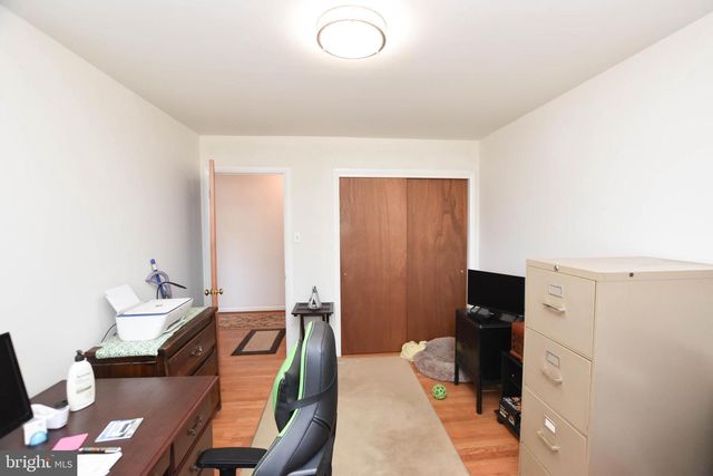 19141 YOUNGS CLIFF RD, Sterling, VA 20165