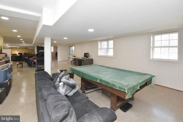 19141 YOUNGS CLIFF RD, Sterling, VA 20165