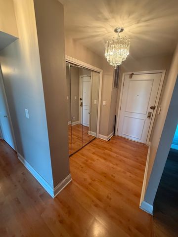 4601 W Touhy Avenue 506, Lincolnwood, IL 60712