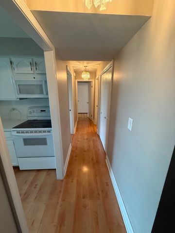 4601 W Touhy Avenue 506, Lincolnwood, IL 60712