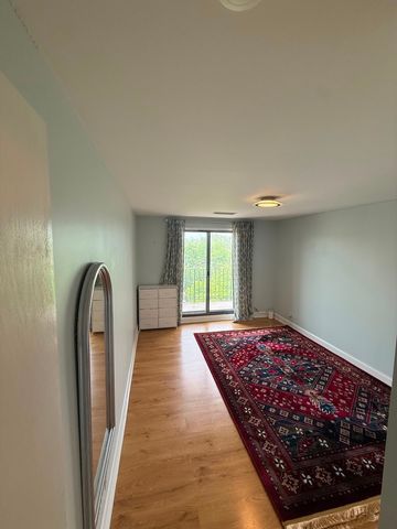 4601 W Touhy Avenue 506, Lincolnwood, IL 60712