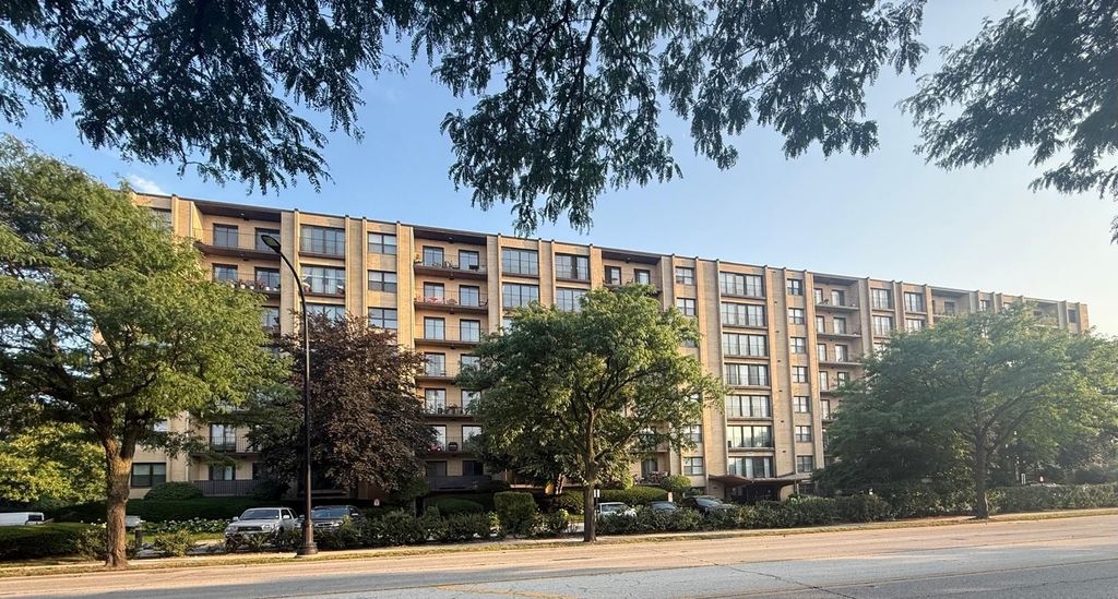 4601 W Touhy Avenue 506, Lincolnwood, IL 60712