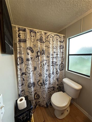 1048 Red Bird, Seven Points, TX 75143