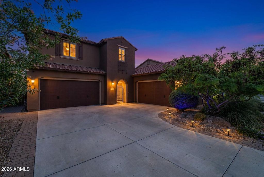 21815 N 37TH Terrace, Phoenix, AZ 85050 — photo 2