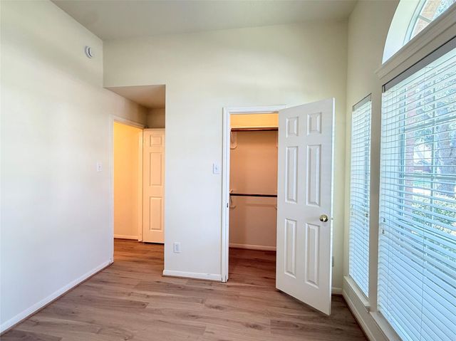 8914 Wheatland Drive, Houston, TX 77064
