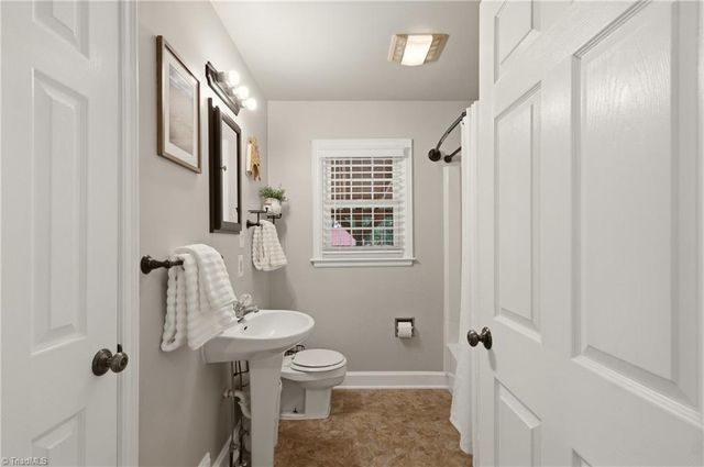 414 Hasty School Road, Thomasville, NC 27360