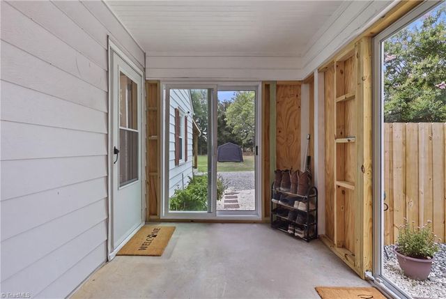 414 Hasty School Road, Thomasville, NC 27360