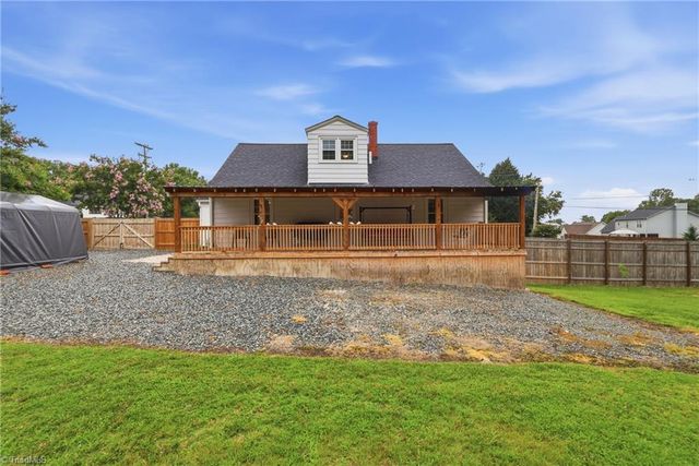 414 Hasty School Road, Thomasville, NC 27360