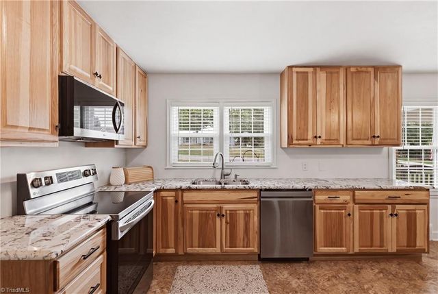 414 Hasty School Road, Thomasville, NC 27360
