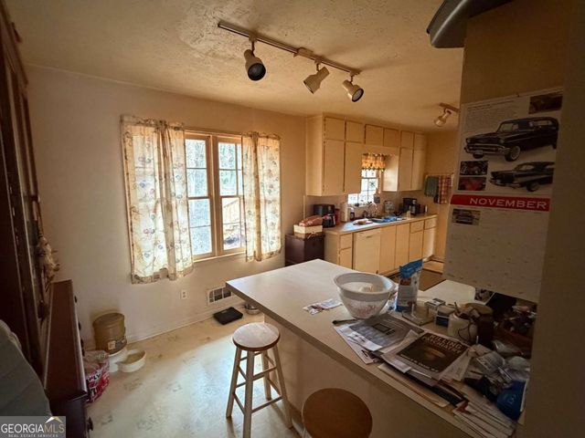 5730 Goldfield Drive, Acworth, GA 30102