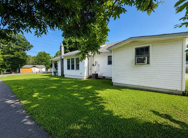 4514 Highway 49, W, Vanleer, TN 37181