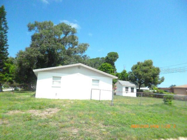 11013 TEMPLE AVENUE, Seminole, FL 33772