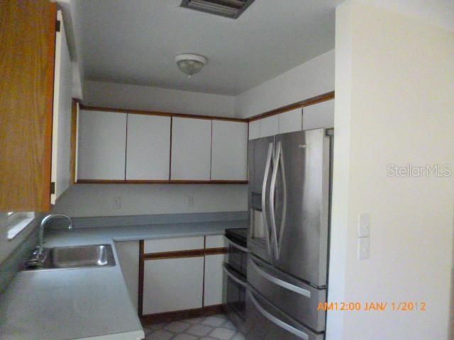 11013 TEMPLE AVENUE, Seminole, FL 33772