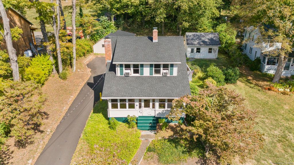 43 North Street, North Branford, CT 06471