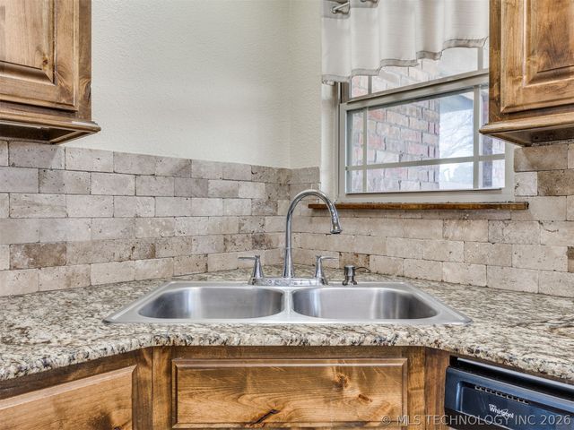 636 Altus Lane, Mannford, OK 74044