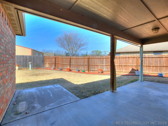 636 Altus Lane, Mannford, OK 74044