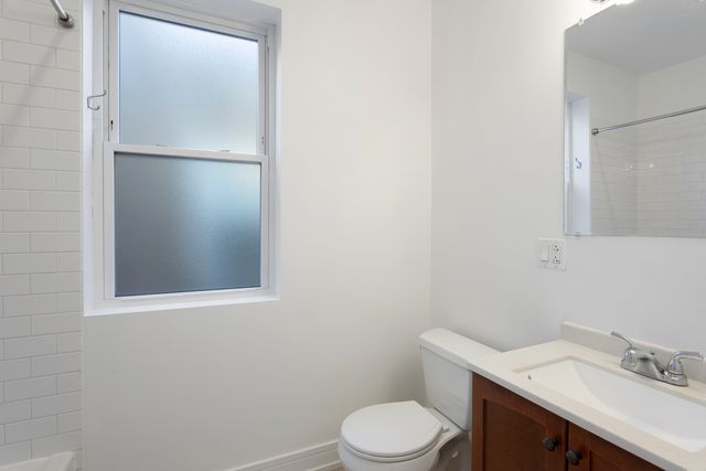 2950 N Talman Avenue, Chicago, IL 60618