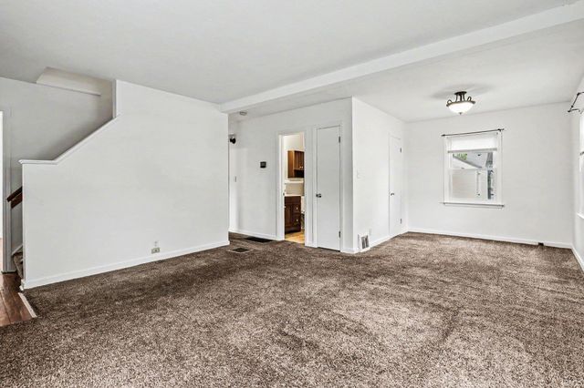 2226 Beverly Place, South Bend, IN 46616