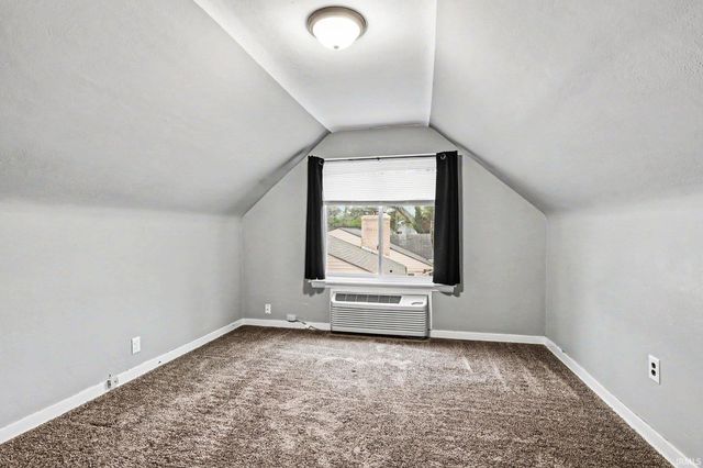 2226 Beverly Place, South Bend, IN 46616