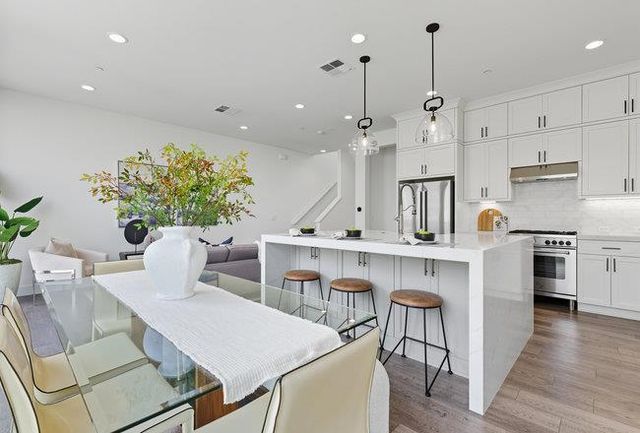 142 Coronado Avenue, Alameda, CA 94501