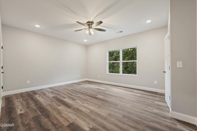1963 Lee Proffitt Way, Sevierville, TN 37876