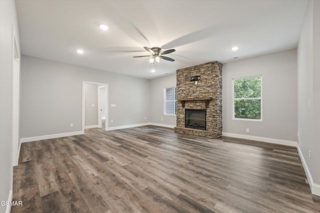 1963 Lee Proffitt Way, Sevierville, TN 37876
