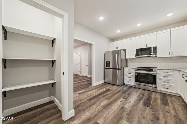 1963 Lee Proffitt Way, Sevierville, TN 37876