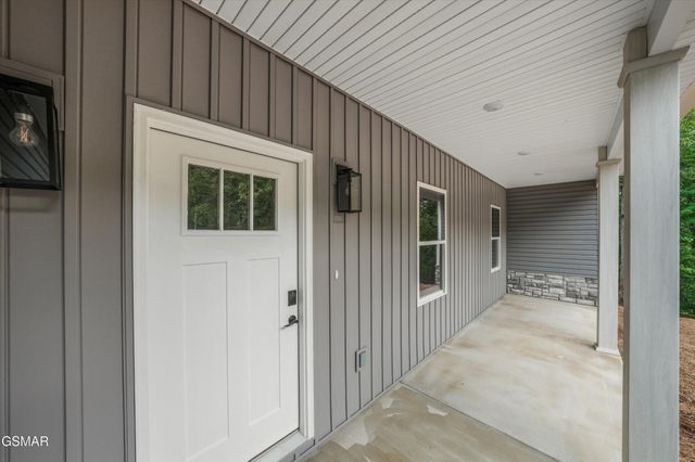 1963 Lee Proffitt Way, Sevierville, TN 37876